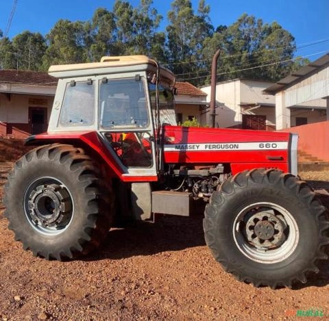 Trator Massey Ferguson 660 Imagem Trator Massey Ferguson 660