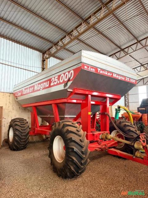Carreta Bazuka Jan TANKER MAGNU 25.000 (inox) Imagem Carreta Bazuka Jan TANKER MAGNU 25.000 (inox)
