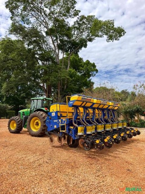 Plantadeira Tatu Ultra Flex (mecânica) Imagem Plantadeira Tatu Ultra Flex (mecânica)