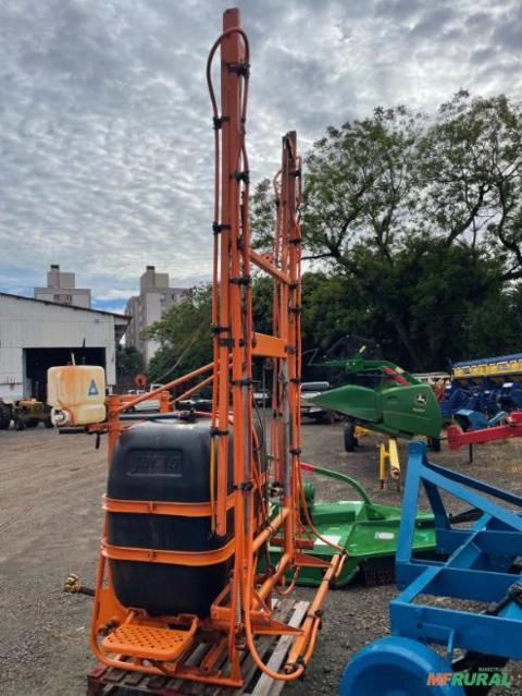 Imagem Pulverizador Jacto Condor AM 12 Imagem Pulverizador Jacto Condor AM 12