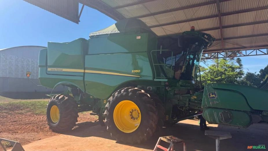 Colheitadeira John Deere S550 Ano 2019 Imagem Colheitadeira John Deere S550 Ano 2019