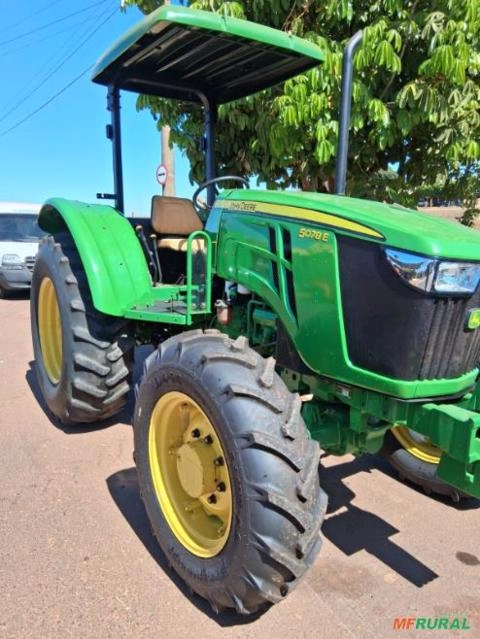 Trator John Deere 5078E Ano 2021 Imagem Trator John Deere 5078E Ano 2021