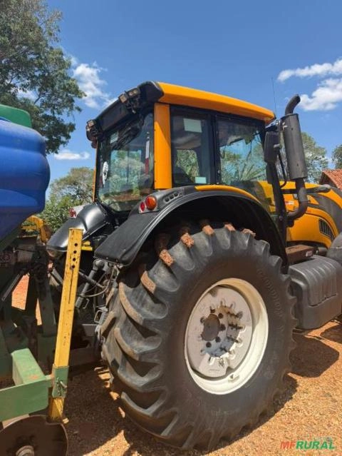 Imagem Trator Valtra BH 194 HiTech  Ano 2019 Imagem Trator Valtra BH 194 HiTech  Ano 2019