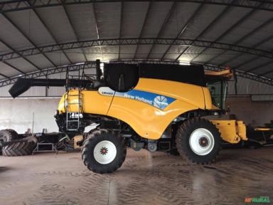 Colheitadeira New Holland CR 9060 Ano 2014 Imagem Colheitadeira New Holland CR 9060 Ano 2014