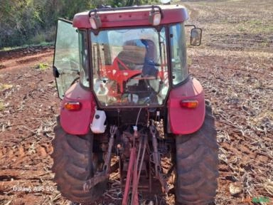 Imagem Trator Case Farmall 80  Ano 2018 Imagem Trator Case Farmall 80  Ano 2018