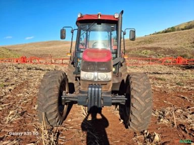 Imagem Trator Case Farmall 80  Ano 2018 Imagem Trator Case Farmall 80  Ano 2018