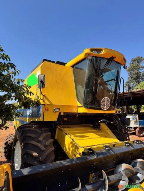 Colheitadeira New Holland TC 5090 Ano 2016 Imagem Colheitadeira New Holland TC 5090 Ano 2016