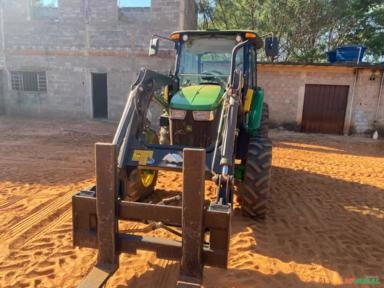 Imagem Trator John Deere 5078  Ano 2024 Imagem Trator John Deere 5078  Ano 2024