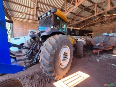 Imagem Trator Valtra BH 165 Ano 2013 Imagem Trator Valtra BH 165 Ano 2013