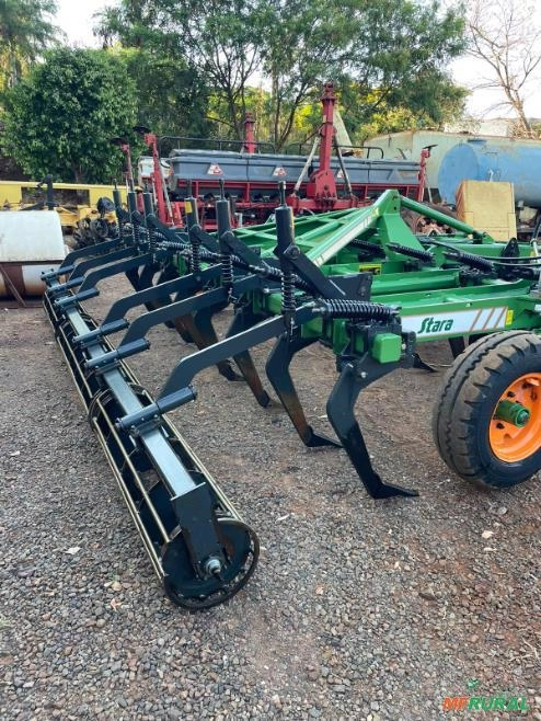 Escarificador Stara Fox 15H Imagem Escarificador Stara Fox 15H