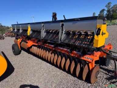 Grade Niveladora Civemasa GDFH 72 discos Imagem Grade Niveladora Civemasa GDFH 72 discos