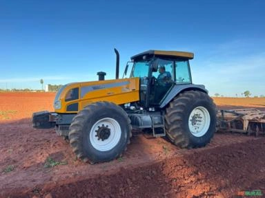 Trator Valtra BH 185i Ano 2011 Imagem Trator Valtra BH 185i Ano 2011