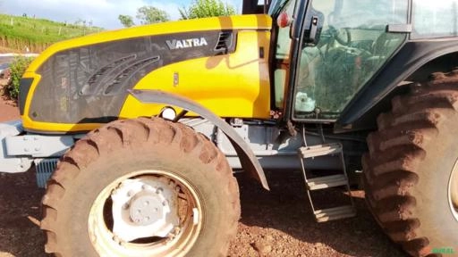 Trator Valtra BM 125 – Ano 2015 Imagem Trator Valtra BM 125 – Ano 2015