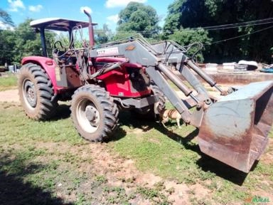 Trator Massey Ferguson 4275 – Ano 2013 Imagem Trator Massey Ferguson 4275 – Ano 2013