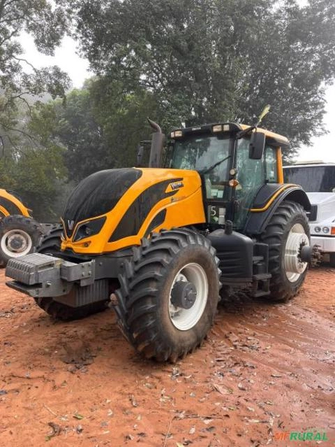 Trator Valtra BH 194 HiTech – Ano 2021 Imagem Trator Valtra BH 194 HiTech – Ano 2021