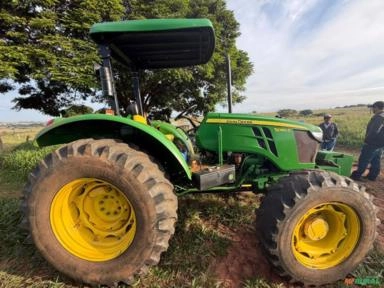 Trator John Deere 5080 – Ano 2020 Imagem Trator John Deere 5080 – Ano 2020