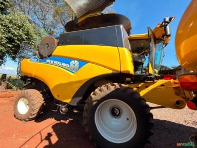 Colheitadeira New Holland CR 6.80 – Ano 2023 Imagem Colheitadeira New Holland CR 6.80 – Ano 2023