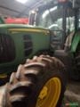 Trator John Deere 6180J – Ano 2015 Imagem Trator John Deere 6180J – Ano 2015