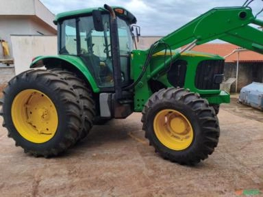 Trator John Derre 7515 - Ano 2008 Imagem Trator John Derre 7515 - Ano 2008
