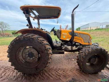 Trator Valtra A850 – Ano 2016 Imagem Trator Valtra A850 – Ano 2016