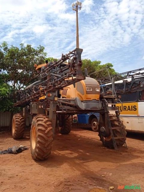 Imagem Pulverizador Valtra BS3020 2012 Imagem Pulverizador Valtra BS3020 2012