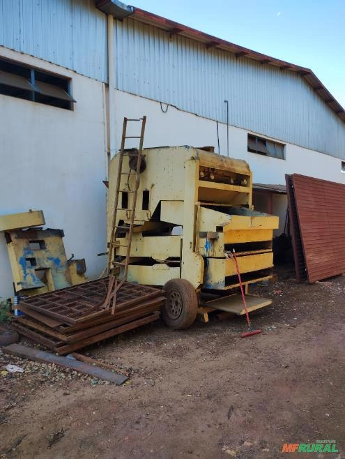 Pré Limpeza duas peneiras Imagem Pré Limpeza duas peneiras