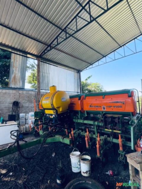 Plantadeira Stara Victoria Top 4500 Imagem Plantadeira Stara Victoria Top 4500