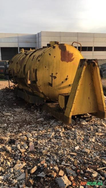 Tanque pipa para Roll On-Off – 8.000 litros Imagem Tanque pipa para Roll On-Off – 8.000 litros