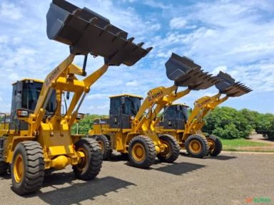 Pá Carregadeira de 12t nova Imagem Pá Carregadeira de 12t nova