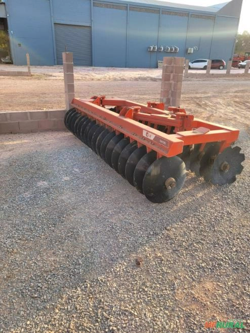 Grade Niveladora de Arrasto GN195 36X22 KLR - 2021 Imagem Grade Niveladora de Arrasto GN195 36X22 KLR - 2021