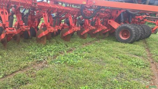 Imagem Plantadeira Gran Prime 32x50 Kuhn - 2020 Imagem Plantadeira Gran Prime 32x50 Kuhn - 2020