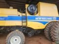 COLHEITADEIRA TC 5090 NEW HOLLAND 2015 Imagem COLHEITADEIRA TC 5090 NEW HOLLAND 2015
