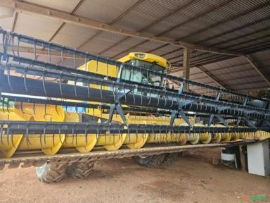 COLHEITADEIRA TC 5090 NEW HOLLAND 2015 Imagem COLHEITADEIRA TC 5090 NEW HOLLAND 2015