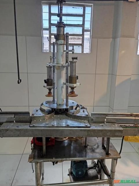 Imagem Máquina de Envase 16 bicos com Carbonatador Tanque de Inox Completa Imagem Máquina de Envase 16 bicos com Carbonatador Tanque de Inox Completa