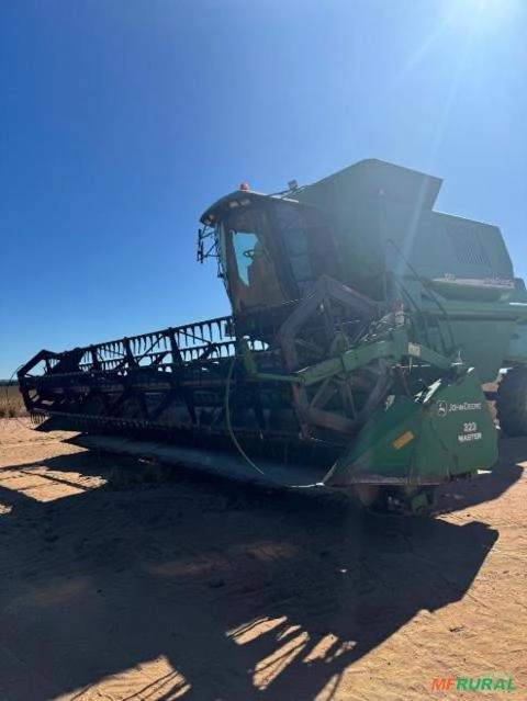 Imagem Colheitadeira Jonh Deere 1550 Imagem Colheitadeira Jonh Deere 1550