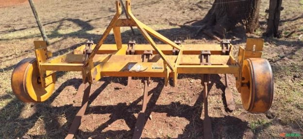 SUBSOLADOR 7 ASTES TATU Imagem SUBSOLADOR 7 ASTES TATU