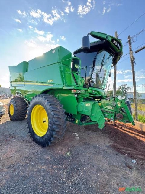 Colheitadeira John Deere S660 Ano 2018 Imagem Colheitadeira John Deere S660 Ano 2018