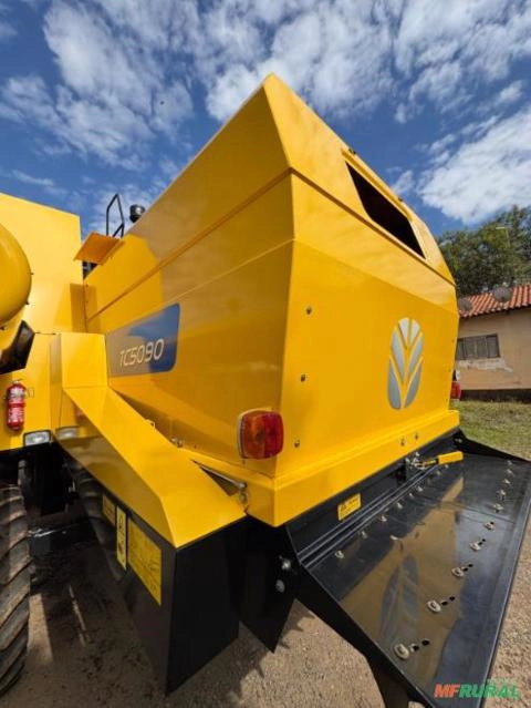 Imagem Colheitadeira New Holland TC 5090 Imagem Colheitadeira New Holland TC 5090