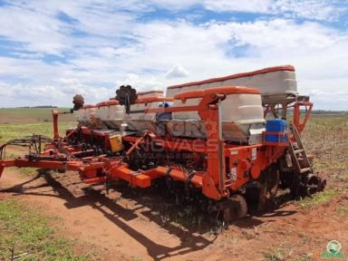 PLANTADEIRA JUMIL MAGNUM 3080PD ANO 2013 Imagem PLANTADEIRA JUMIL MAGNUM 3080PD ANO 2013