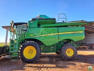 Colheitadeira John Deere S550 Ano: 2021 30 pés Draper Imagem Colheitadeira John Deere S550 Ano: 2021 30 pés Draper