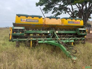 Plantadeira Tatu ULTRA FLEX Ano: 2016 - 9 linhas 50cm Imagem Plantadeira Tatu ULTRA FLEX Ano: 2016 - 9 linhas 50cm