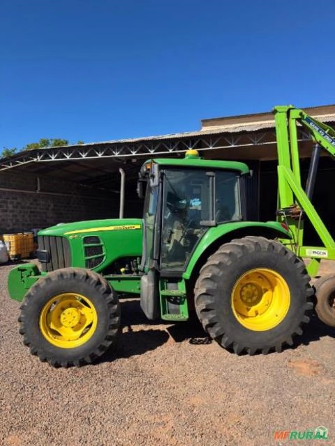 Trator John Deere 6110 J Ano 2016 Imagem Trator John Deere 6110 J Ano 2016