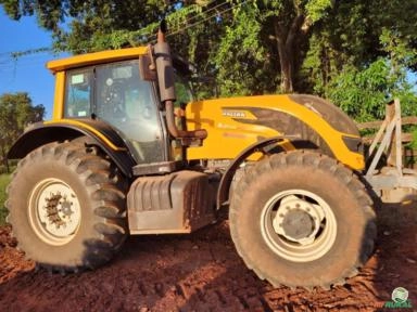 Trator Valtra BH 194 HiTech - Ano 2019 Imagem Trator Valtra BH 194 HiTech - Ano 2019