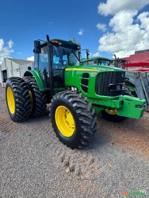 Trator John Deere 6145 J Ano 2011 Imagem Trator John Deere 6145 J Ano 2011