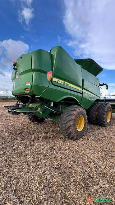 Colheitadeira John Deere S670 – Ano 2016 Imagem Colheitadeira John Deere S670 – Ano 2016