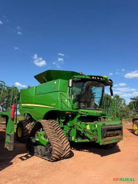 Colheitadeira John Deere S770 - Ano 2023 Imagem Colheitadeira John Deere S770 - Ano 2023