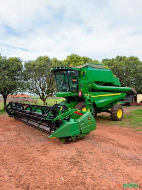 Colheitadeira John Deere S430 - Ano 2020 Imagem Colheitadeira John Deere S430 - Ano 2020