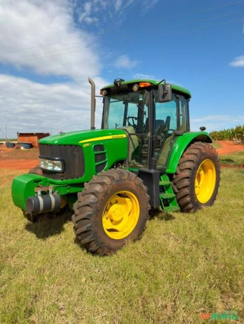 Trator John Deere 6115J - Ano 2022 Imagem Trator John Deere 6115J - Ano 2022