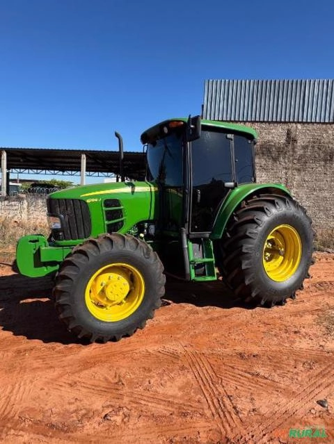 Trator John Deere 6100J – Ano 2021 Imagem Trator John Deere 6100J – Ano 2021