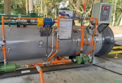 Auto clave pequena para madeira Imagem Auto clave pequena para madeira